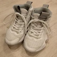 ASICSバッシュnova surge 21cmジュニア子供バスケシューズ