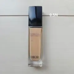 ディオールスキンフォーエヴァースキンコレクトコンシーラー　0.5N