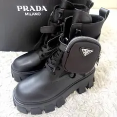 極美品／PRADA モノリス ブーツ 厚底 ナイロン レザー ポーチ付 36のサムネイル