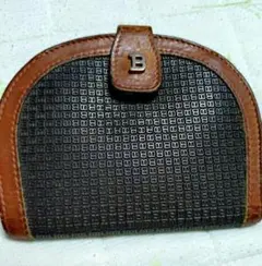 BALLY 二つ折り財布のサムネイル