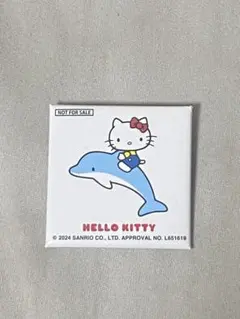 ハローキティカフェ　特典　イルカ ピンバッジ