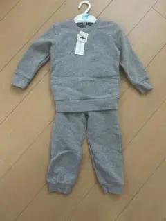 新品　スウェット セットアップ　パジャマ　95cm