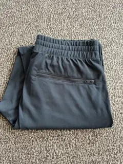 【新品】ユニクロ ウルトラストレッチアクティブジョガーパンツ メンズ Sサイズ