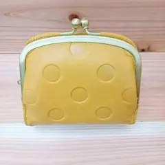 未使用　新品　ズッケロ　お財布　レディース　コンパクト　がま口　キャメル　短財布