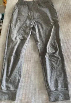 ユニクロ　ウルトラストレッチドライEXジョガーパンツ　140