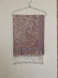 ペイズリー柄 　フリンジ付き　スカーフ ピンク　長方形ストール