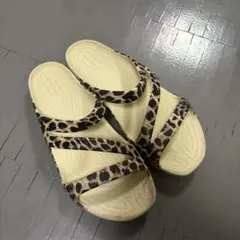 Crocs サンダル レオパード柄 W7のサムネイル