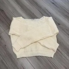 ホワイト　リブ編み長袖セーター