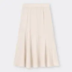 【即日！匿名配送】 GU ジーユー サテンラッフルフレアミディスカート Sサイズ