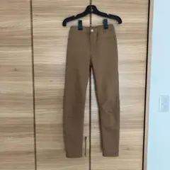 GU キッズボトムス　ブラウン色　150センチ