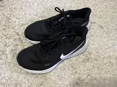 ナイキ レボリューション5 NIKE REVOLUTION 5 スニーカー
