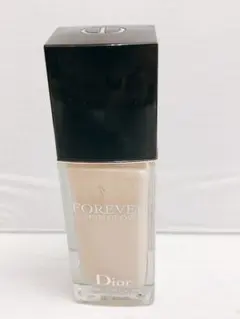 ディオールスキン　フォーエヴァー　フルイドグロウ　00 #250728