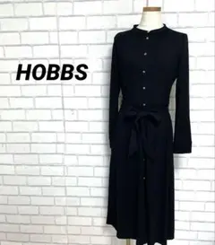 HOBBS ホッブス　ノーカラーシャツワンピース　黒　金ボタン　ベルト付　伸縮性のサムネイル