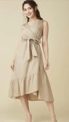 新品　ロイヤルパーティー ノースリーブカシュクールラッフルワンピース　値下げ