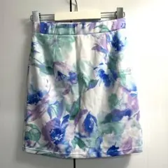 ⚠️最終値下げ⚠️【新品同様】CECIL McBEE ぼかし花柄タイトスカート