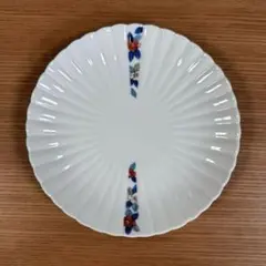 鍋島色絵椿繋文七寸皿 佐賀県 旧家 蔵出し品 - メルカリ