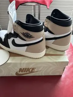 ナイキ GS エアジョーダン1 レトロ ハイ OG 