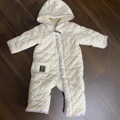 【美品】赤ちゃん本舗　クリーム色 フード付きロンパース 60-70