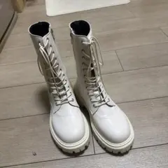 ホワイト レースアップブーツ 厚底