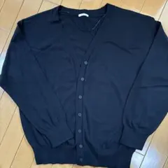 GU 黒 Vネックカーディガン