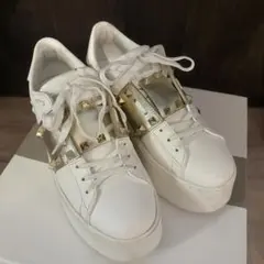 VALENTINO 厚底スニーカー