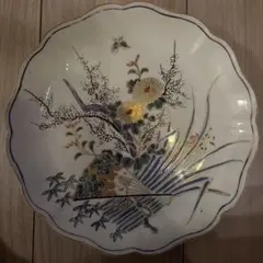 1970年代 中国米の花手描き皿：牡丹の花 柄シノワズリー、金縁中国 
