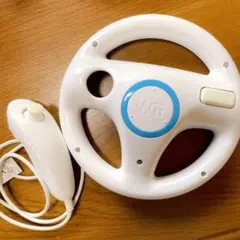 ●美品●任天堂純正Wiiハンドル&白ヌンチャクコントローラー