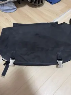 LORINZA メッセンジャーバッグ ブラックのサムネイル