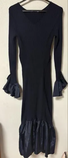 フレイアイディー　ネイビーリブ編みフリル長袖ニットワンピース