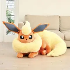 等身大 ブースター ぬいぐるみ 寝そべり ポケモンセンター ブイズのサムネイル