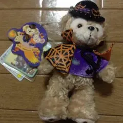 ぬいぐるみバッジ：ダッフィー（2012’ハロウィン）