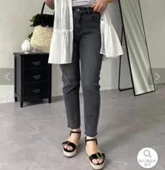 ストレッチテーパードデニム　Mサイズのサムネイル