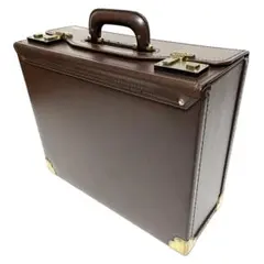 Item thumbnail for item 41dd1ed4-5d97-4459-814d-6985adcf6c85