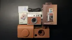 Fujifilm instax mini 70 ブラウン 本体