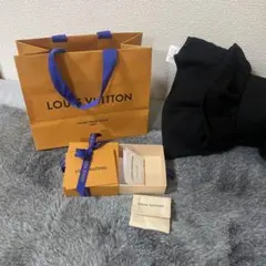ヴィトン　ショッパー　空箱　vuitton ギフト　セット　リボン　ネックレス