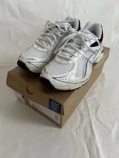 ASICS：GT2160 WHITE / PIEDMONT GREYスニーカー