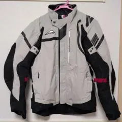 Item thumbnail for item 60dc34f4-9348-4fcf-8166-50ace9dc0105