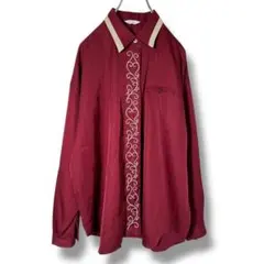長袖シャツ　刺繍入りシャツ　ボルドー　レディース