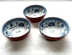 弥生窯　有田焼　青と白の花柄 陶器ボウル 3個セット
