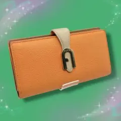 ☆開店セール☆ 使用2日 小銭入未使用 美品 フルラ レザー ロゴ 長 