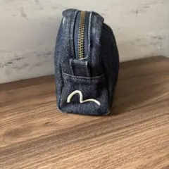EVISU ボディバッグ ベージュ ロゴ刺繍 - メルカリ