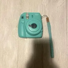 instax mini 8ミントグリーン 本体 ストラップ付き