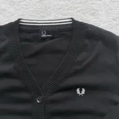 ⭐️フレッドペリー【8】ブラック 長袖 カーディガン 刺繍ロゴ