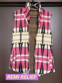 レミレリーフ＊ネイティブ柄リバーシブルベスト　Sサイズ