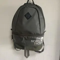ノースフェイスデイバッグ