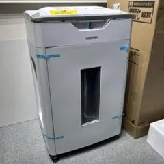 アイリスオーヤマ オートフィードシュレッダー AFS600C-W 未使用品のサムネイル