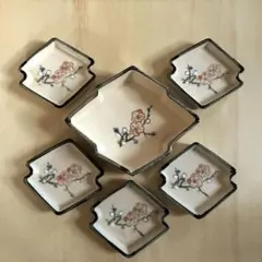 和食器　5点セット　中皿×1小皿×5 小さな取皿　梅模様　縁起物