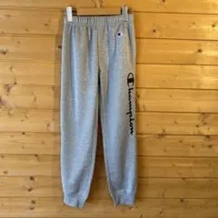 Champion グレー スウェットパンツ 140