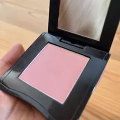 【美品】SHISEIDOインナーグロウ チークパウダー 04 Aura Pinkのサムネイル