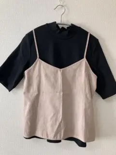 イング　ベージュ　キャミ